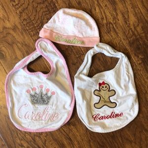 Caroline monogrammed baby bibs and hat